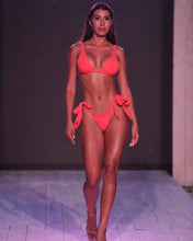 Load image into Gallery viewer, Melanie Bikini Top