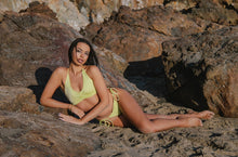 Load image into Gallery viewer, Jocelyn Bikini Top
